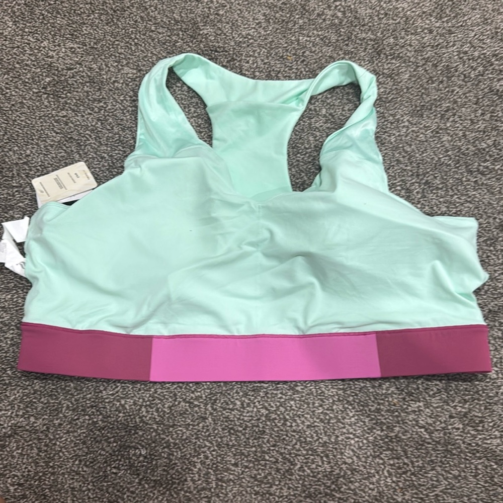 On the go midi medium impact sports bra